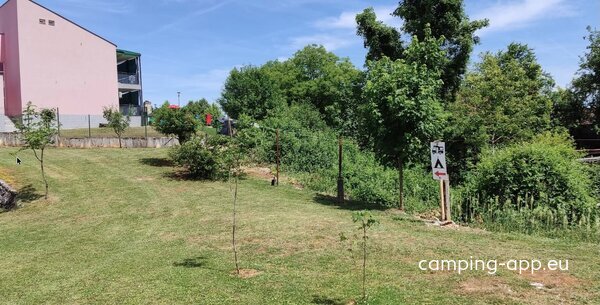 Slunj Camperstellplatz — Foto 4