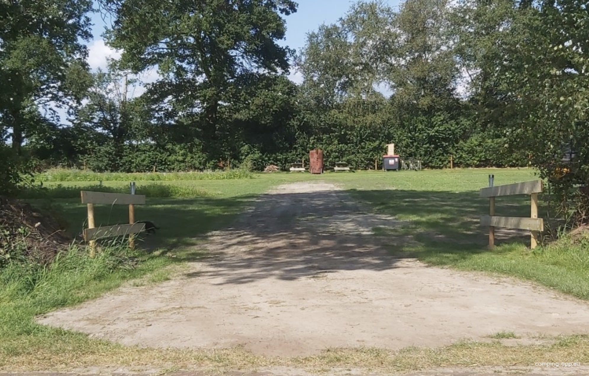 Stellplatz Gees — Übernachtungsparkplatz / SP ohne Service in Gees
