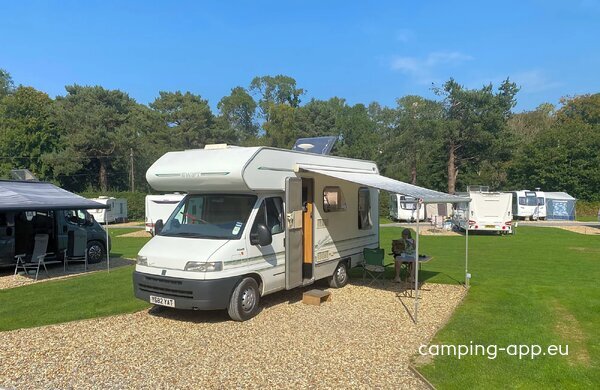 Wern Mill Caravan Park — Foto 4