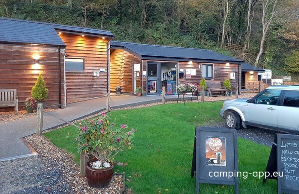 Wern Mill Caravan Park — Foto 3