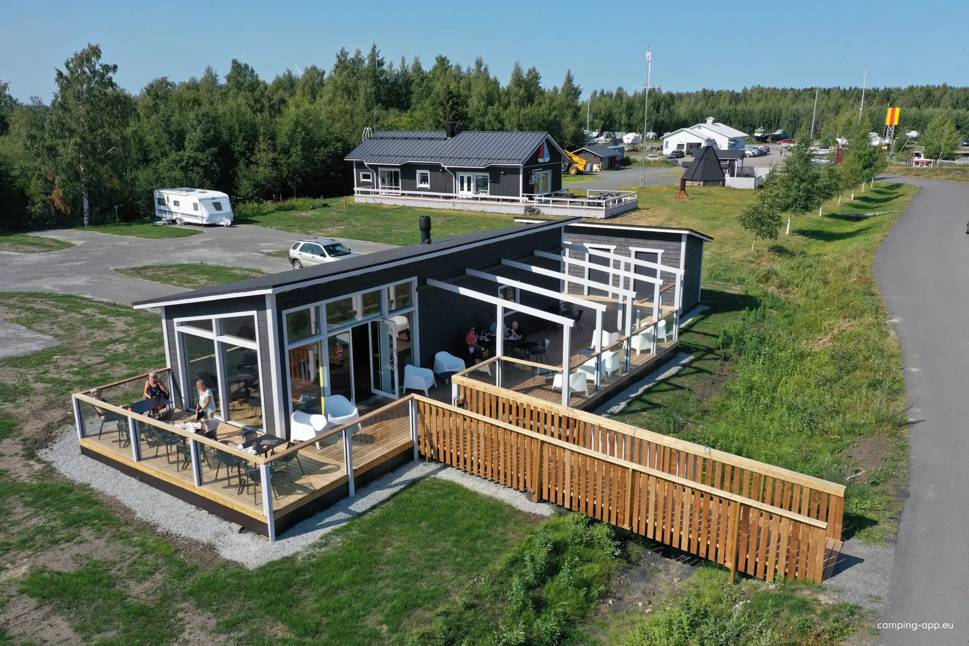 Caravanalue Letto — Ställplats in Tornio