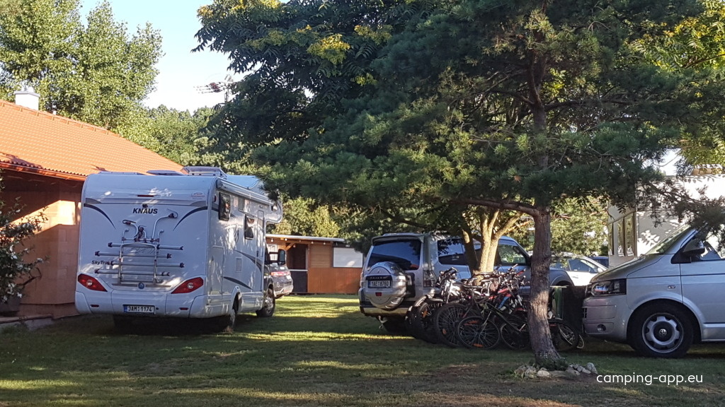 Autokemp Adéla — Kamp yeri in Brod nad Dyjí