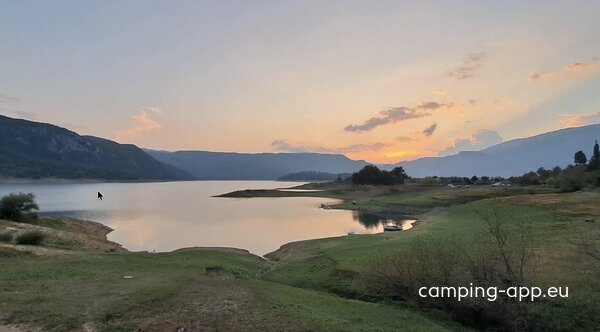 Camp Rex Ramae — Foto 4