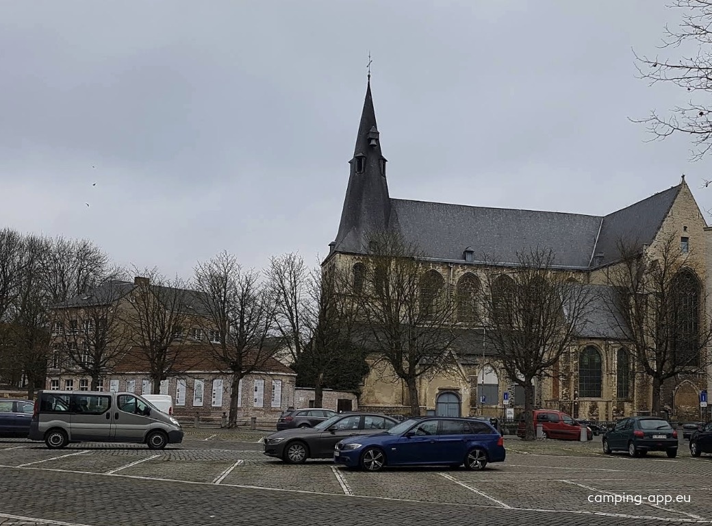 Parkplatz Sint-Jacobsplein — Cámping in Leuven