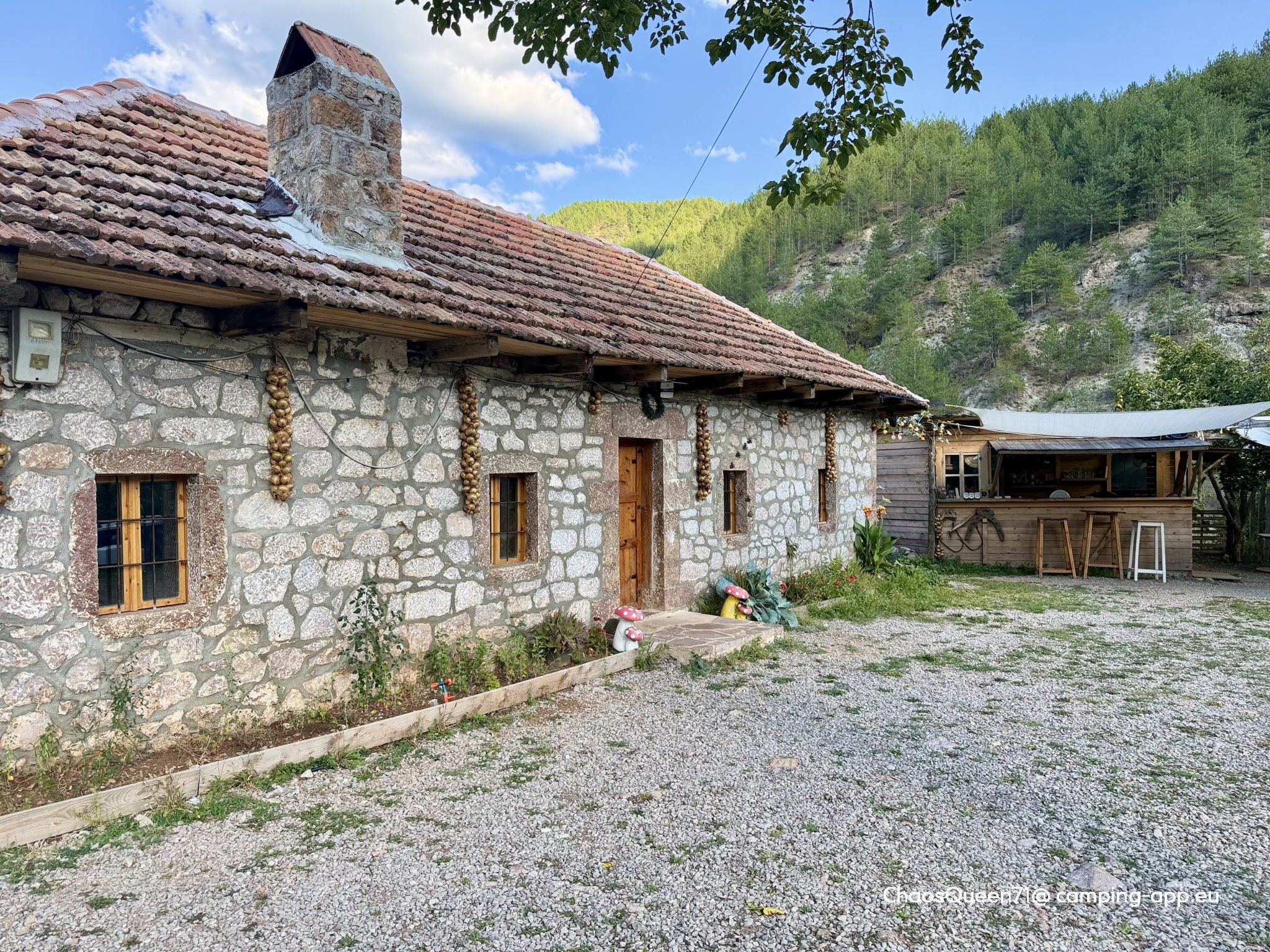Domgjon Mountain House — Foto 2