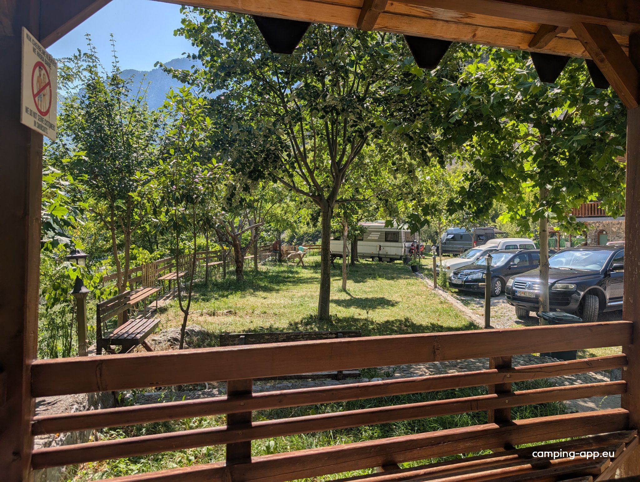 Selca Cem Bar, Restaurant & Camping — Kemp in Kelmend