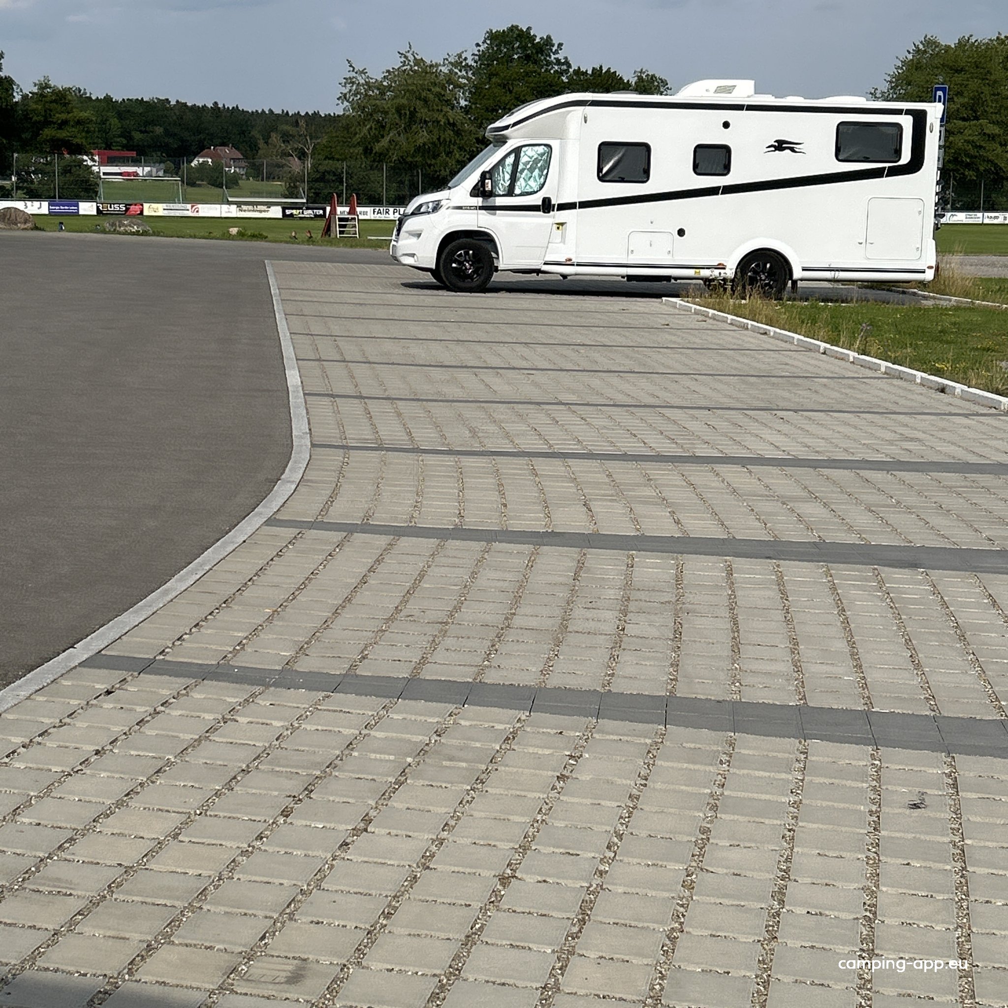 Stellplatz Schramberg — Karavan Sitesi in Schramberg