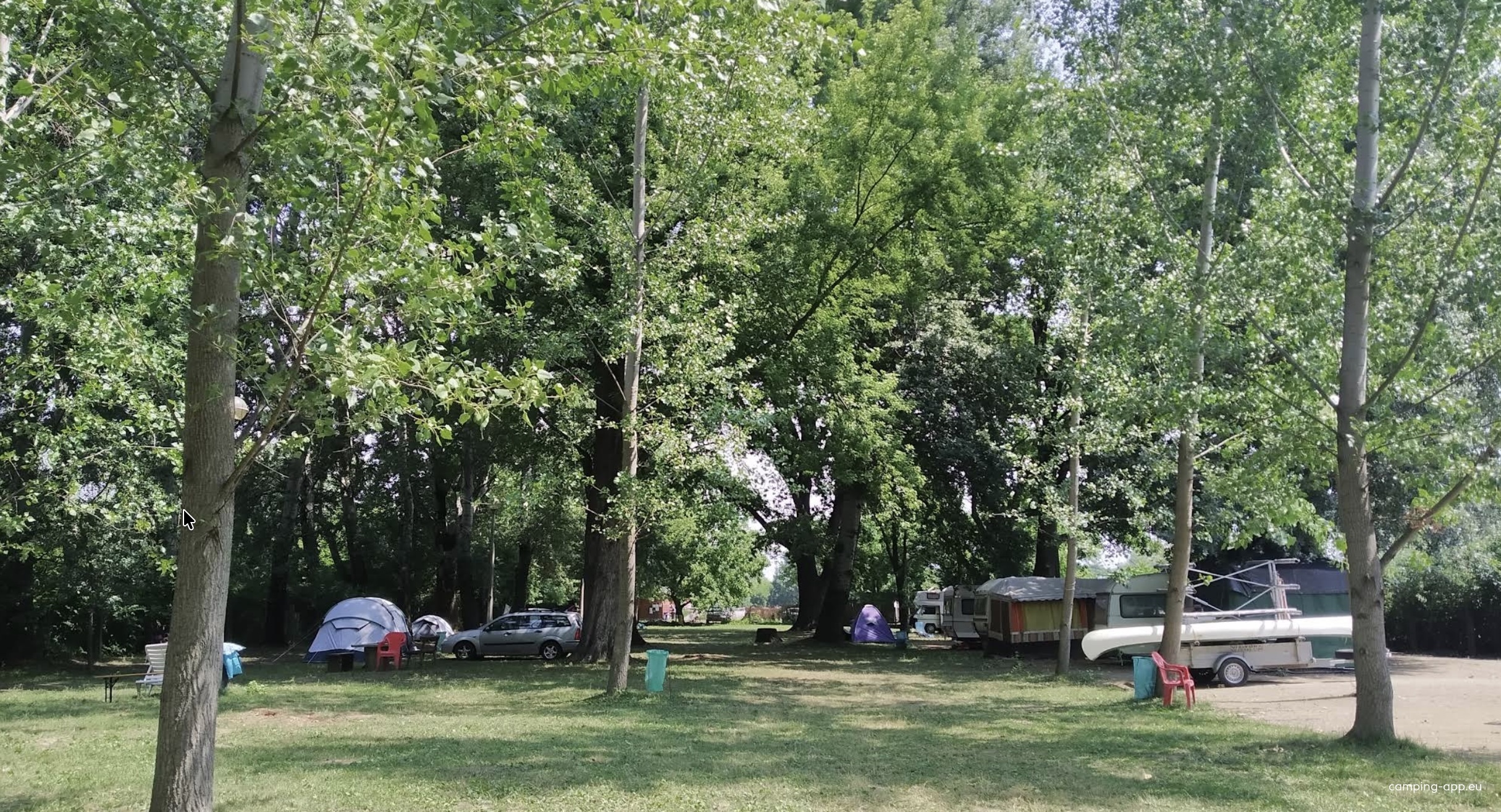 Tavirózsa Kemping — Camping in Poroszló