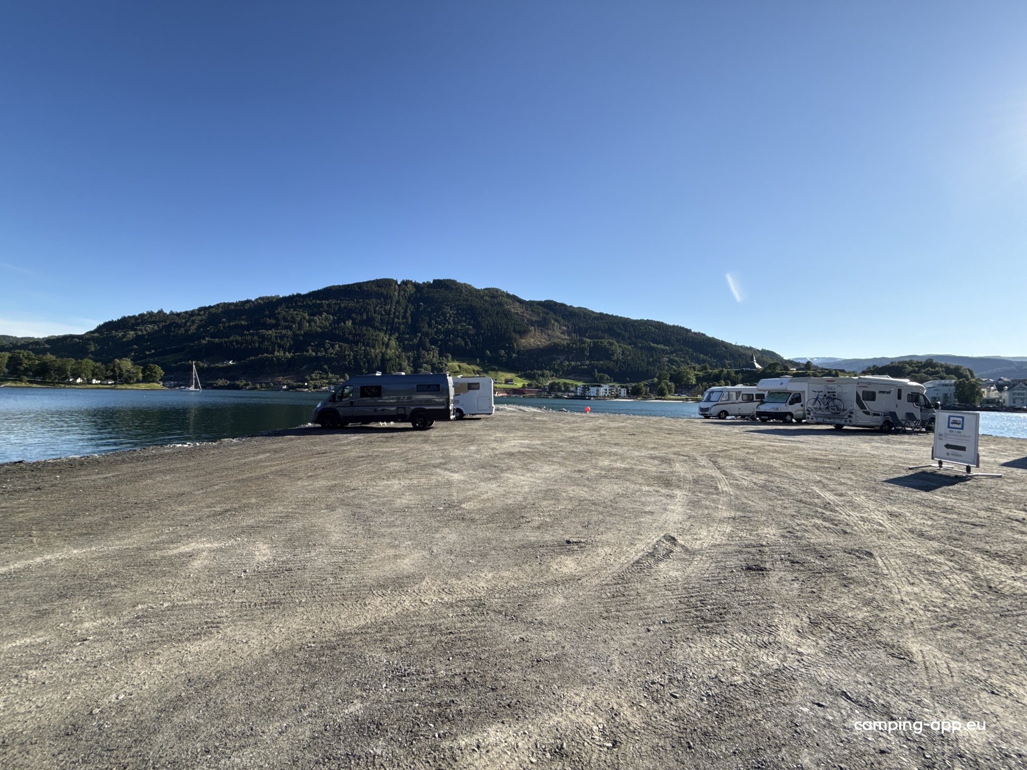 Norheimsund marina — Campervan Site in Norheimsund