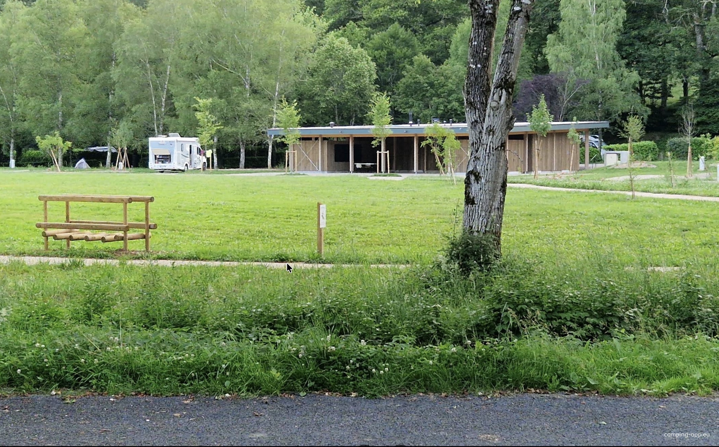 Camping municipal la chantellerie — Cámping in Estaing