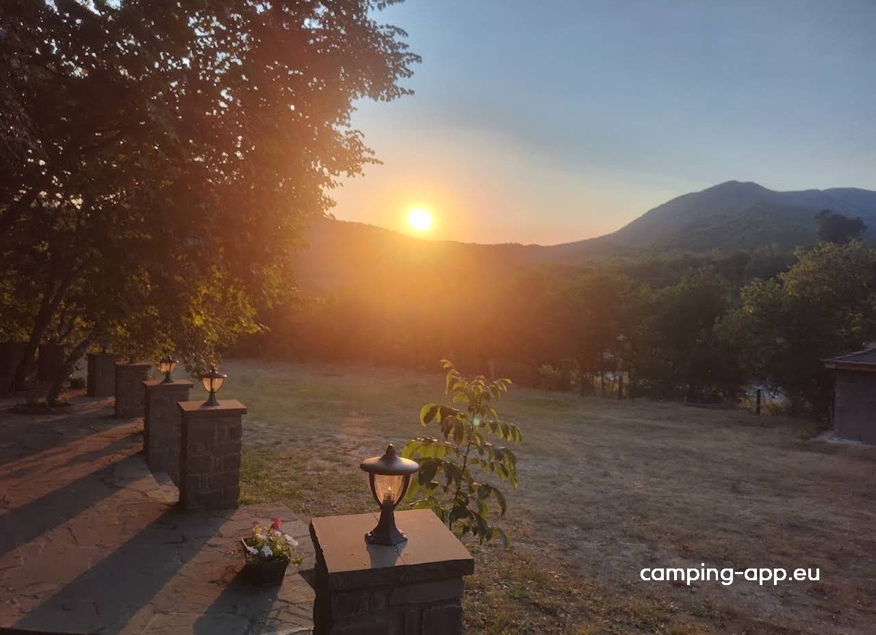 Camping & Restaurant Shija E Natyrës — Fotografie 4