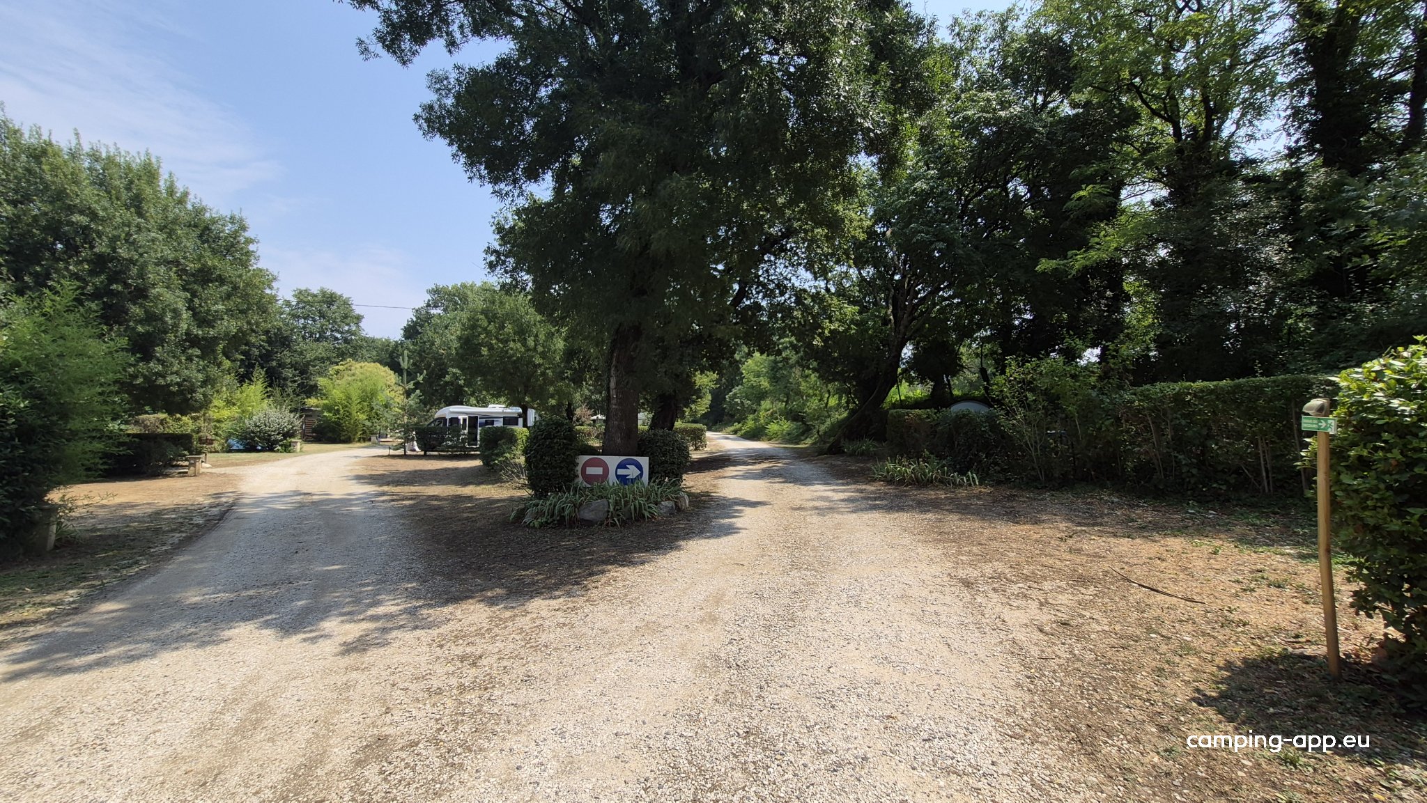 Camping le Veronne Drome — Kemp in Saulce-sur-Rhône