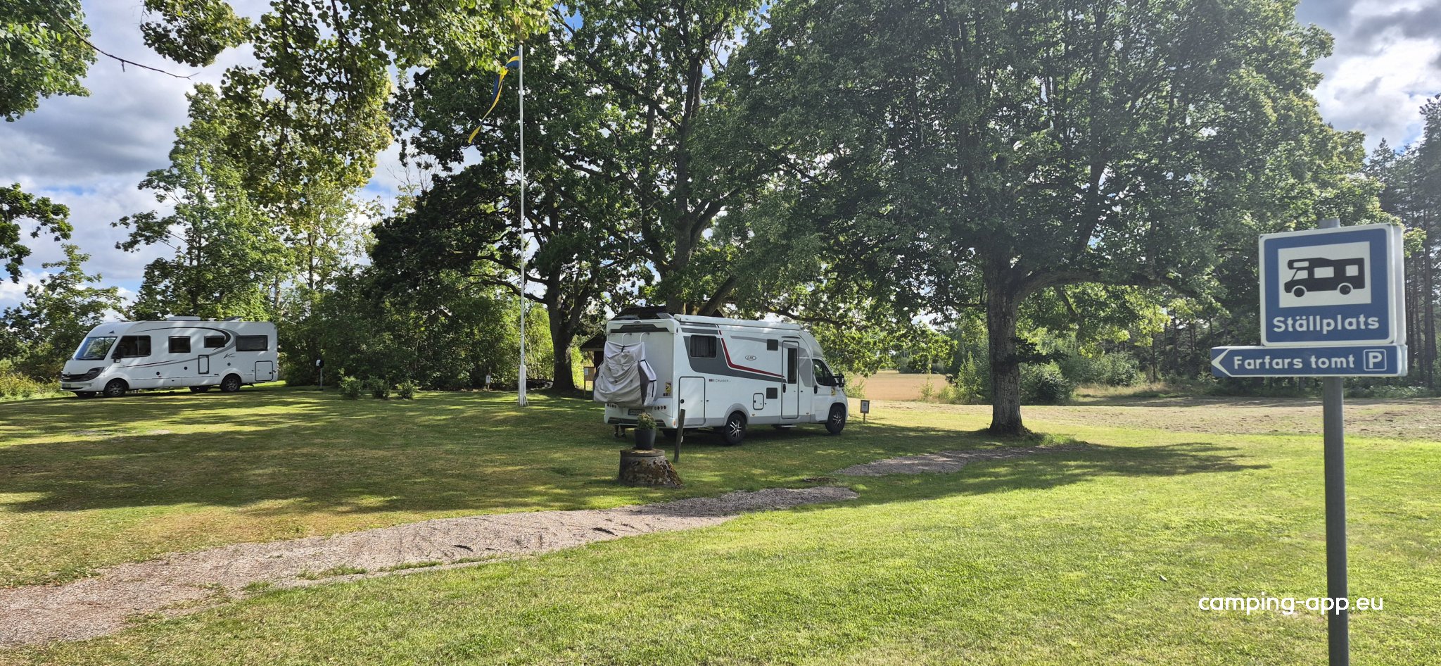 Ställplats Farfars tomt — Foto 4