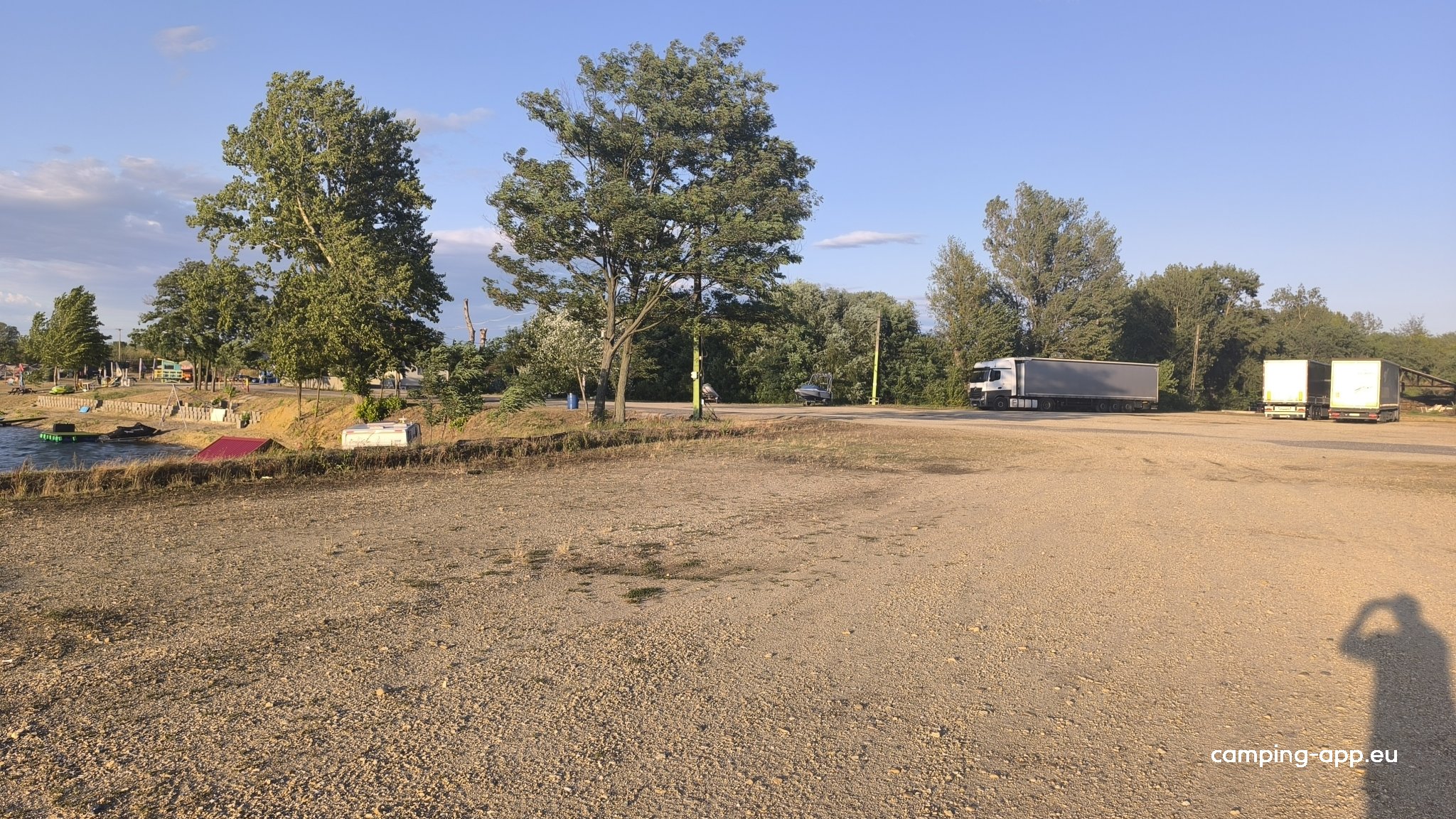 M30 Truck Parking — Foto 2
