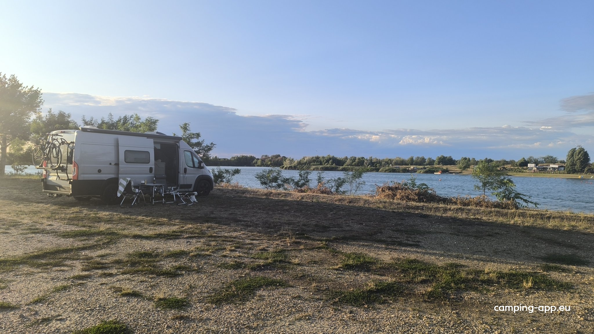 M30 Truck Parking — Estacionamento noturno in Muhi
