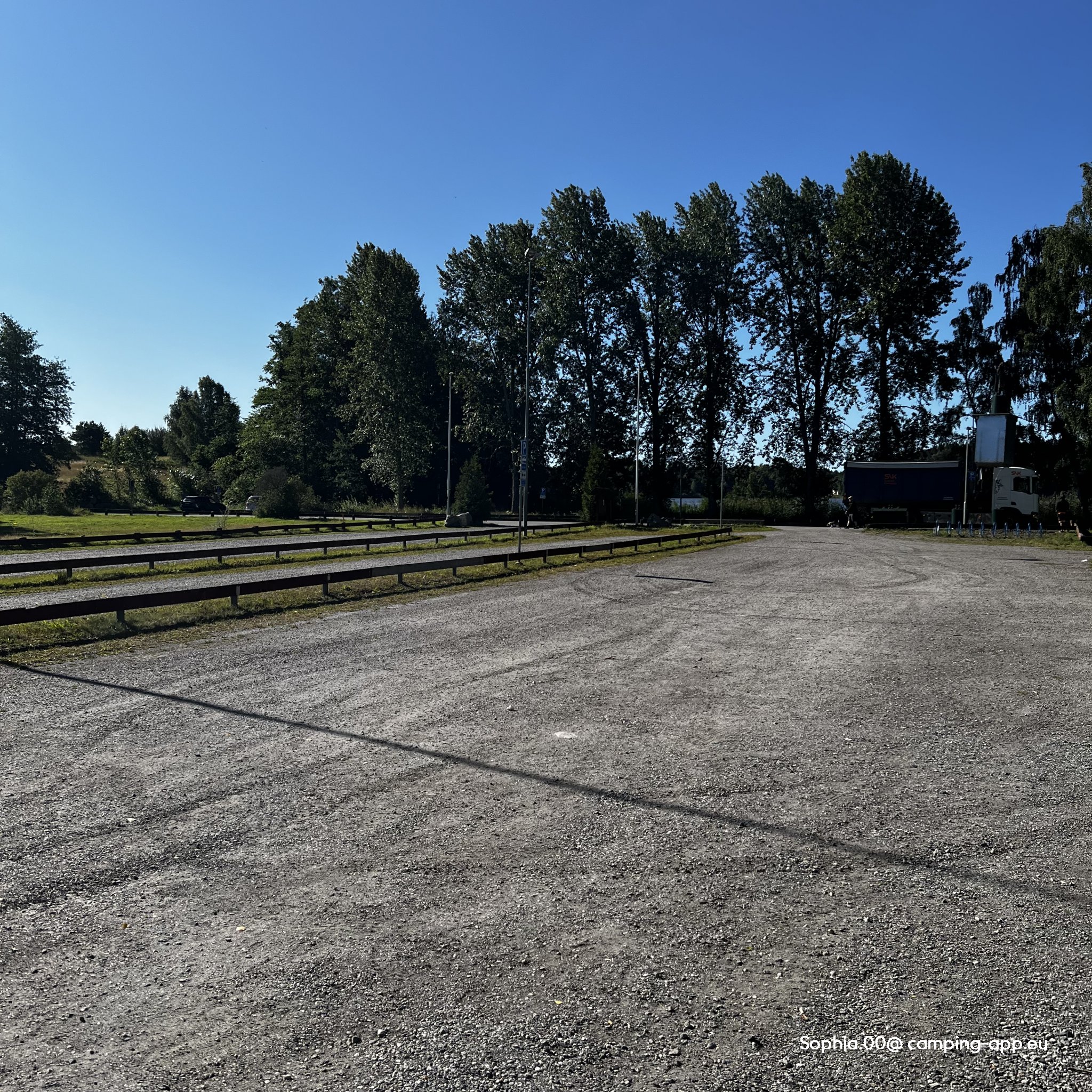 Parkplatz Eklundsnäsbadet — Foto 3