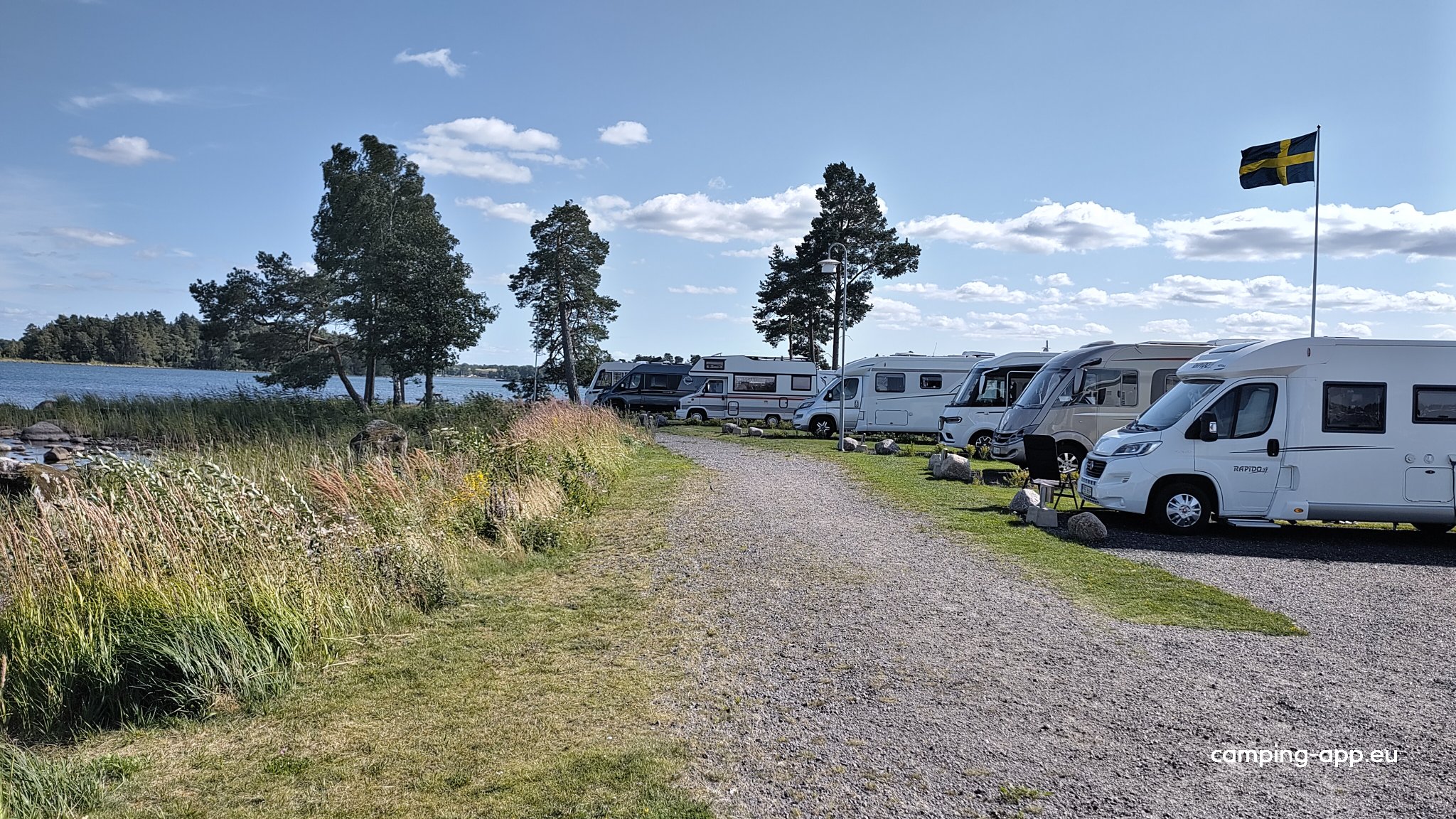 Ställplats Strandpirens Marina — Foto 4