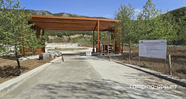 Parking Lengarica Canyon