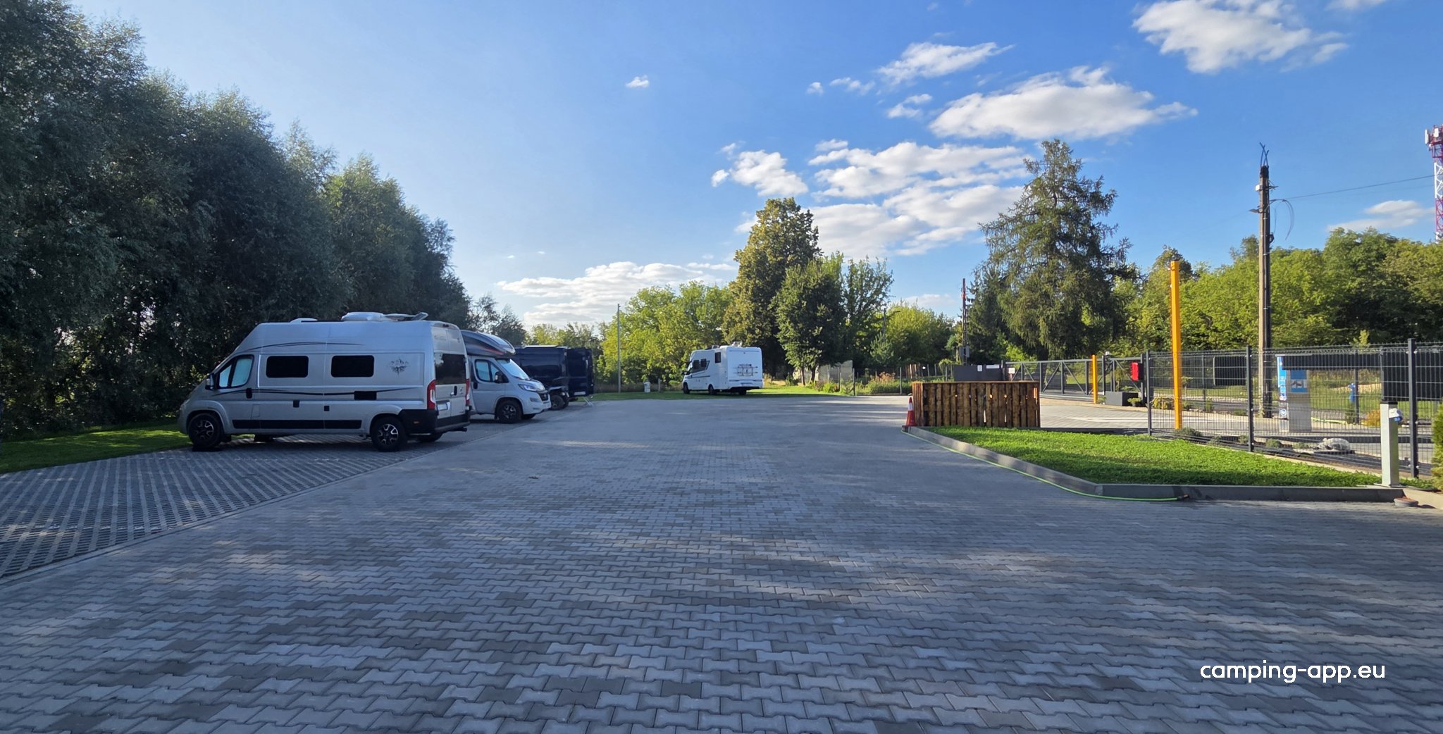 CamperPark Pomiechowo
