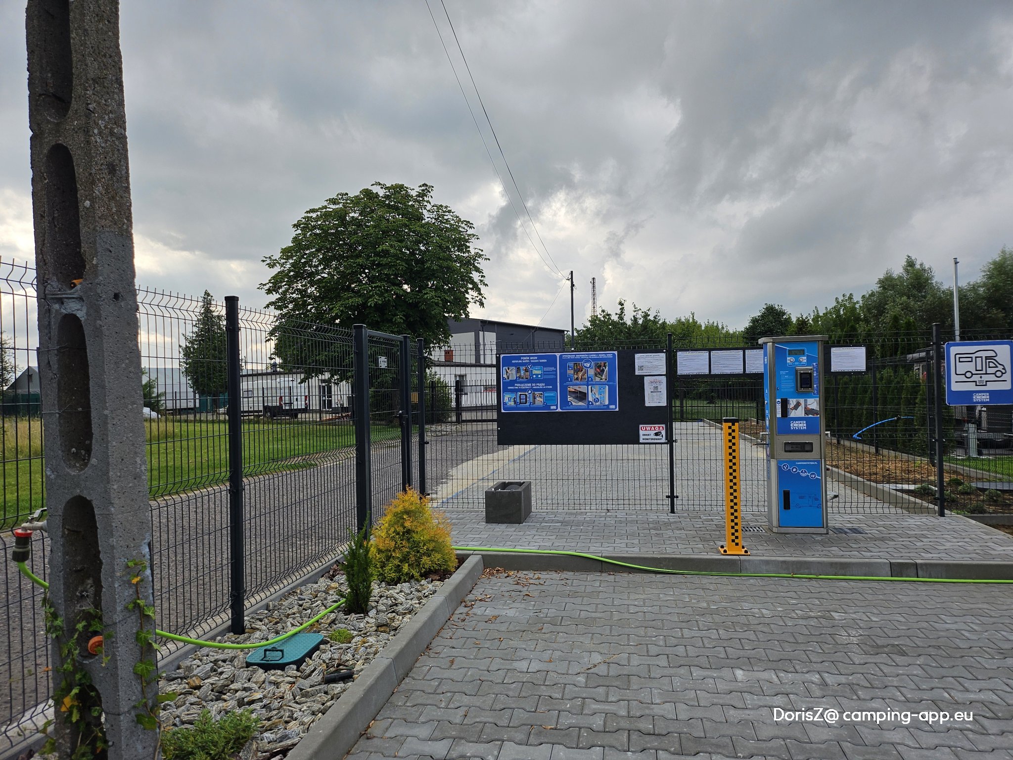 CamperPark Pomiechowo — Foto 4