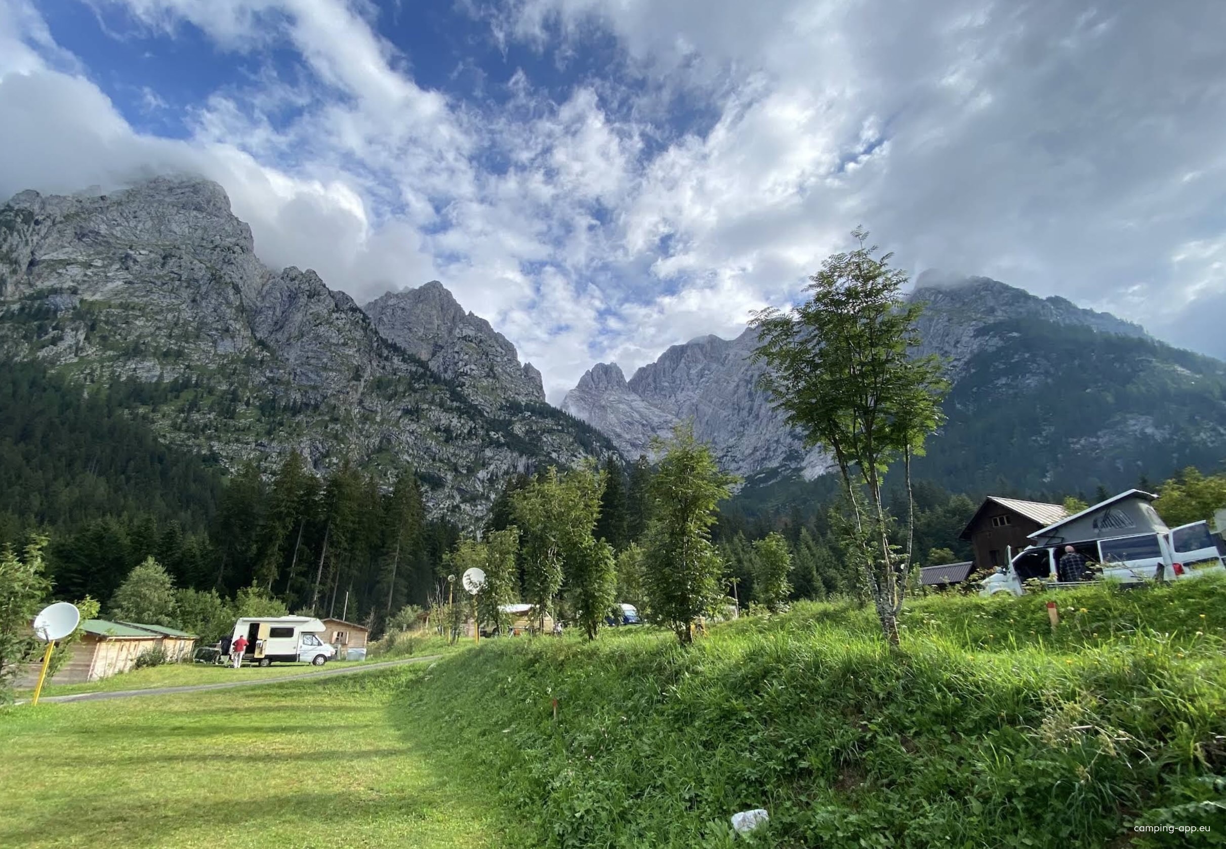 Camping Collina — Campingplass in Forni Avoltri