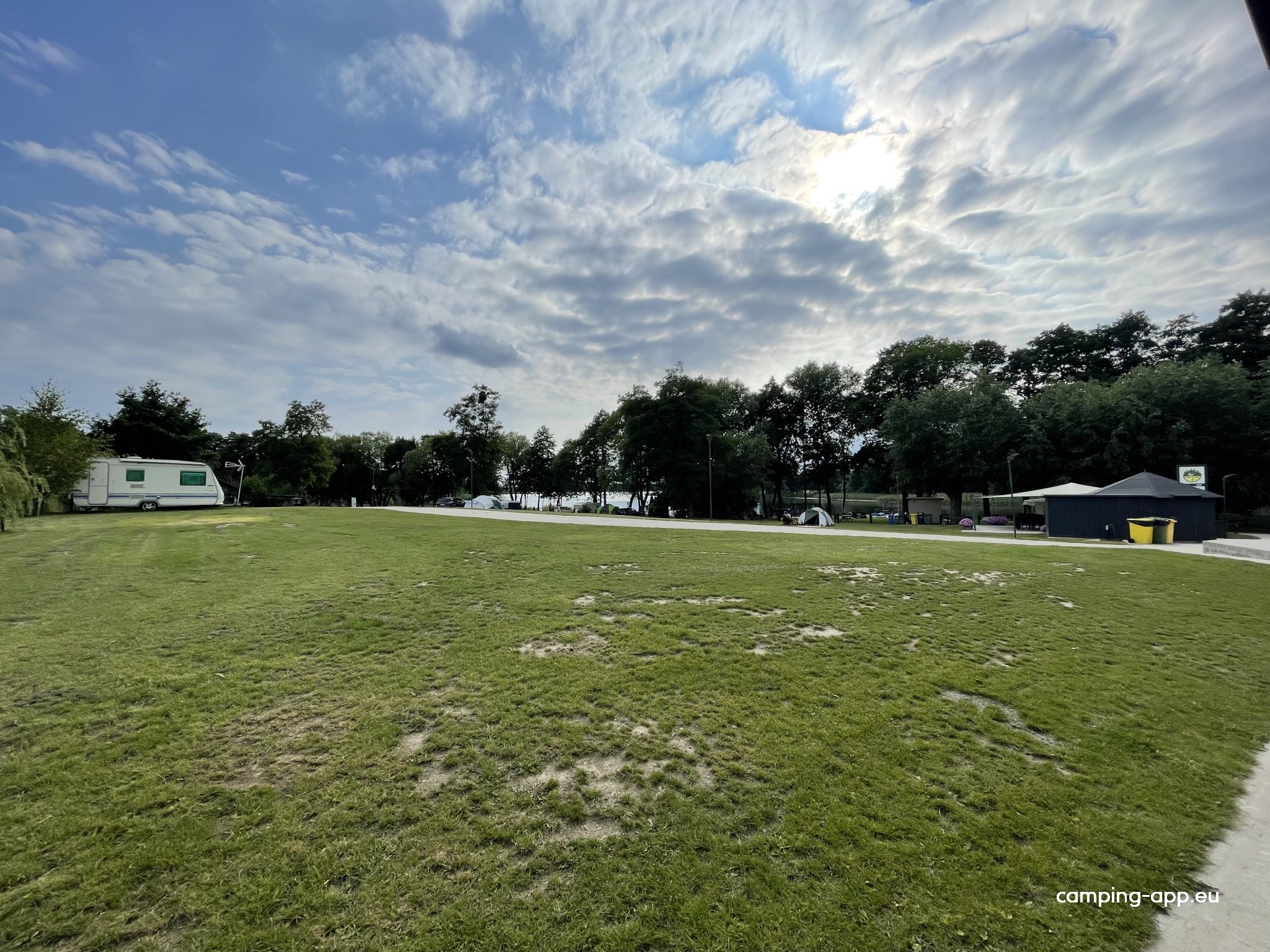 LOL CAMP — Foto 3