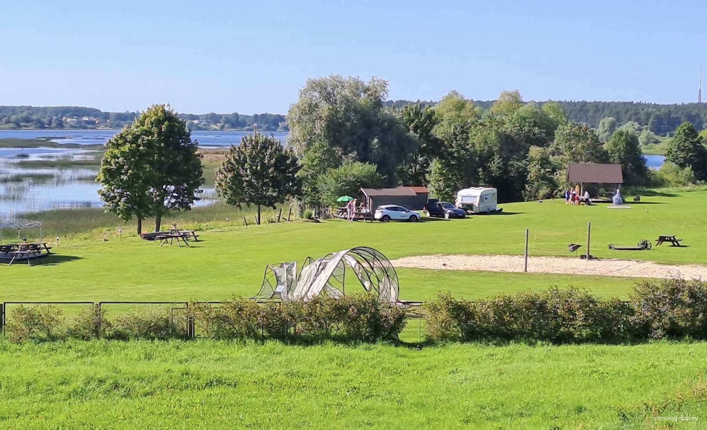 Kempings - Doles sala — Sítio de acampamento in Salaspils pagasts