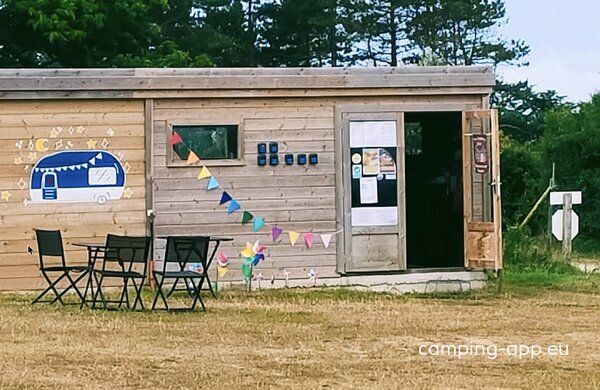 Camping Les Ronds duval — Foto 2