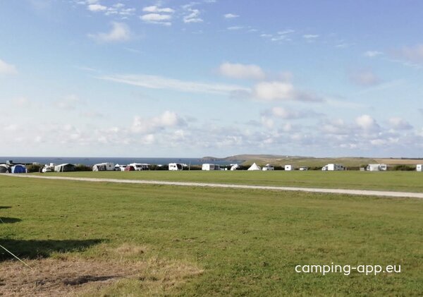 Atlantic View Camping Trevemedar Farm — Photo 2