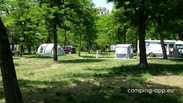 Camping Les Vernades — Foto 3