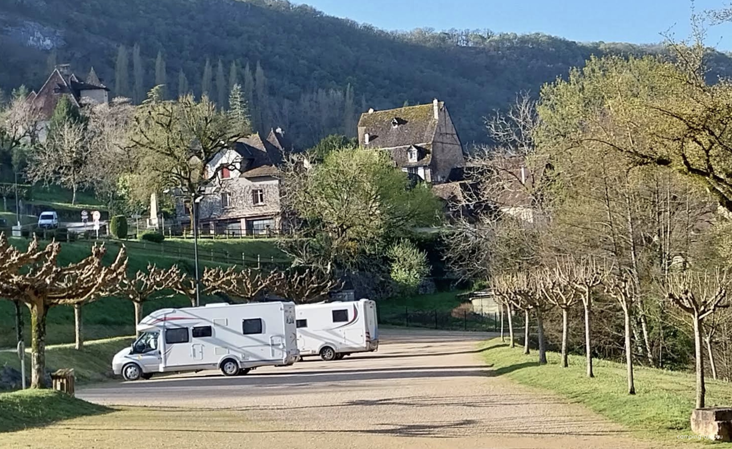 Stellplatz Autoire — Bobilplass in Autoire