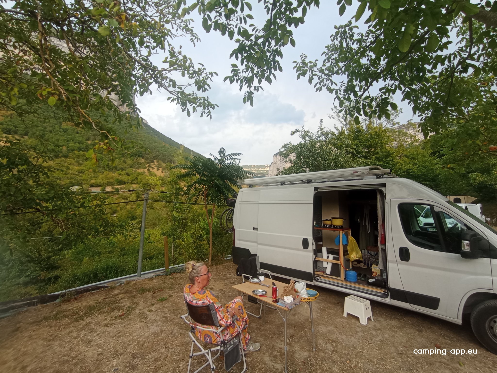 Camping chez la mère Michon — Camping in Châtelus