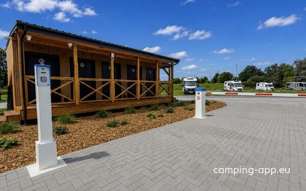 Wohnmobilpark am Badesee Aurich — Foto 2