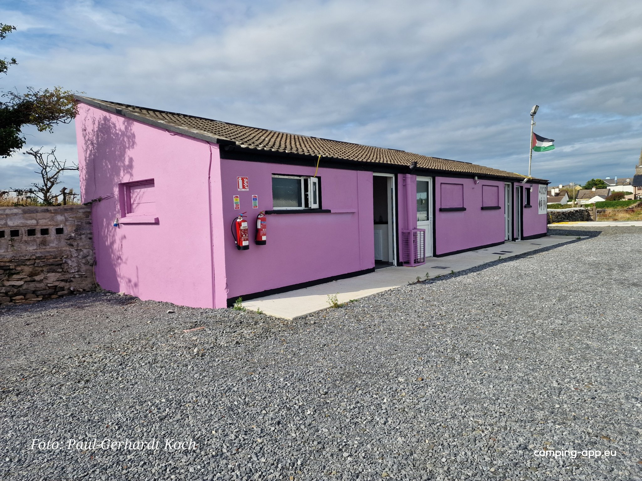 Tom Malone Pub Parking — Foto 6