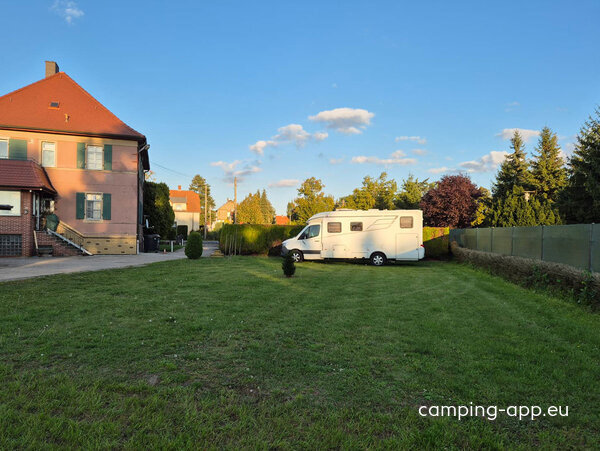 Stellplatz zum Sonnengarten — Foto 3