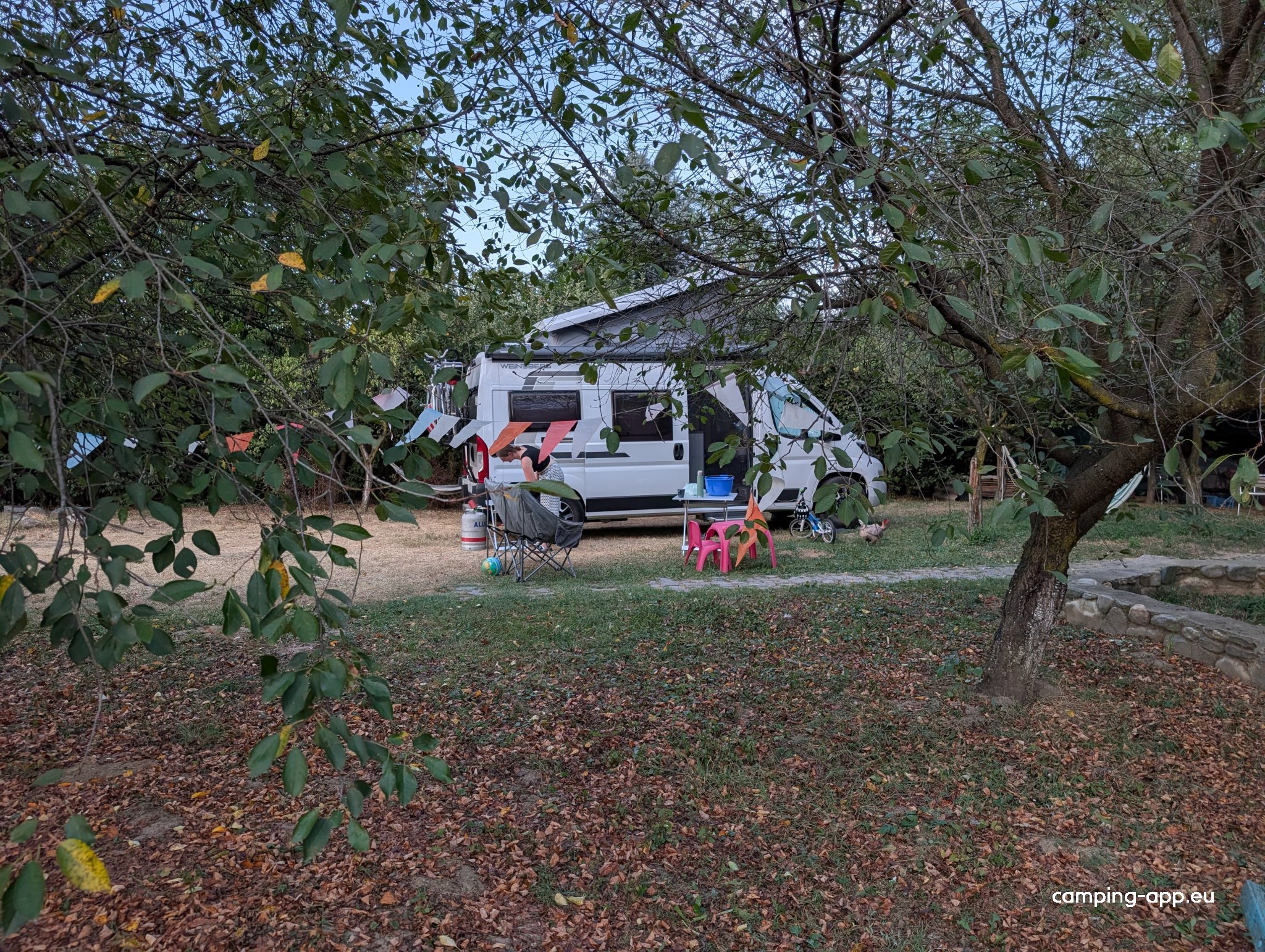 Camping Luna — Sítio de acampamento in Șelimbăr