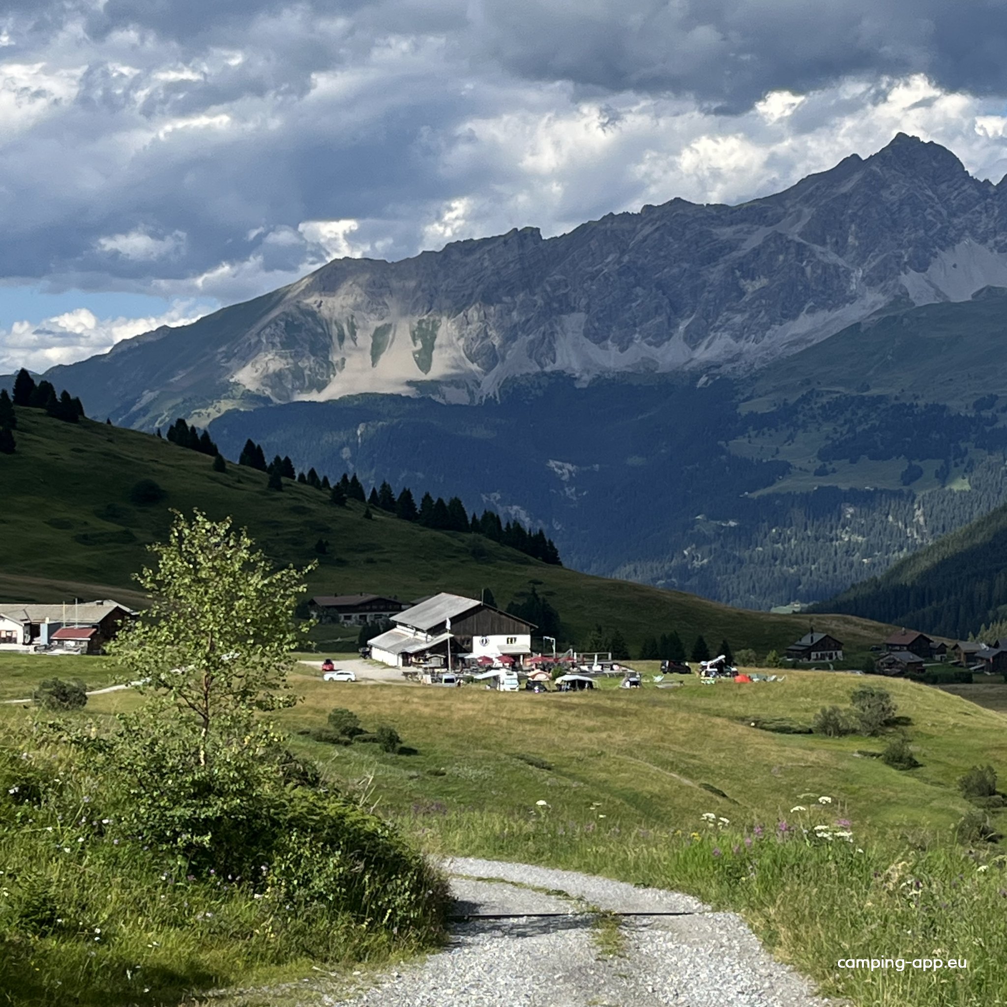 Camping Muntanela (nur Zelt + Campervan) — Foto 6
