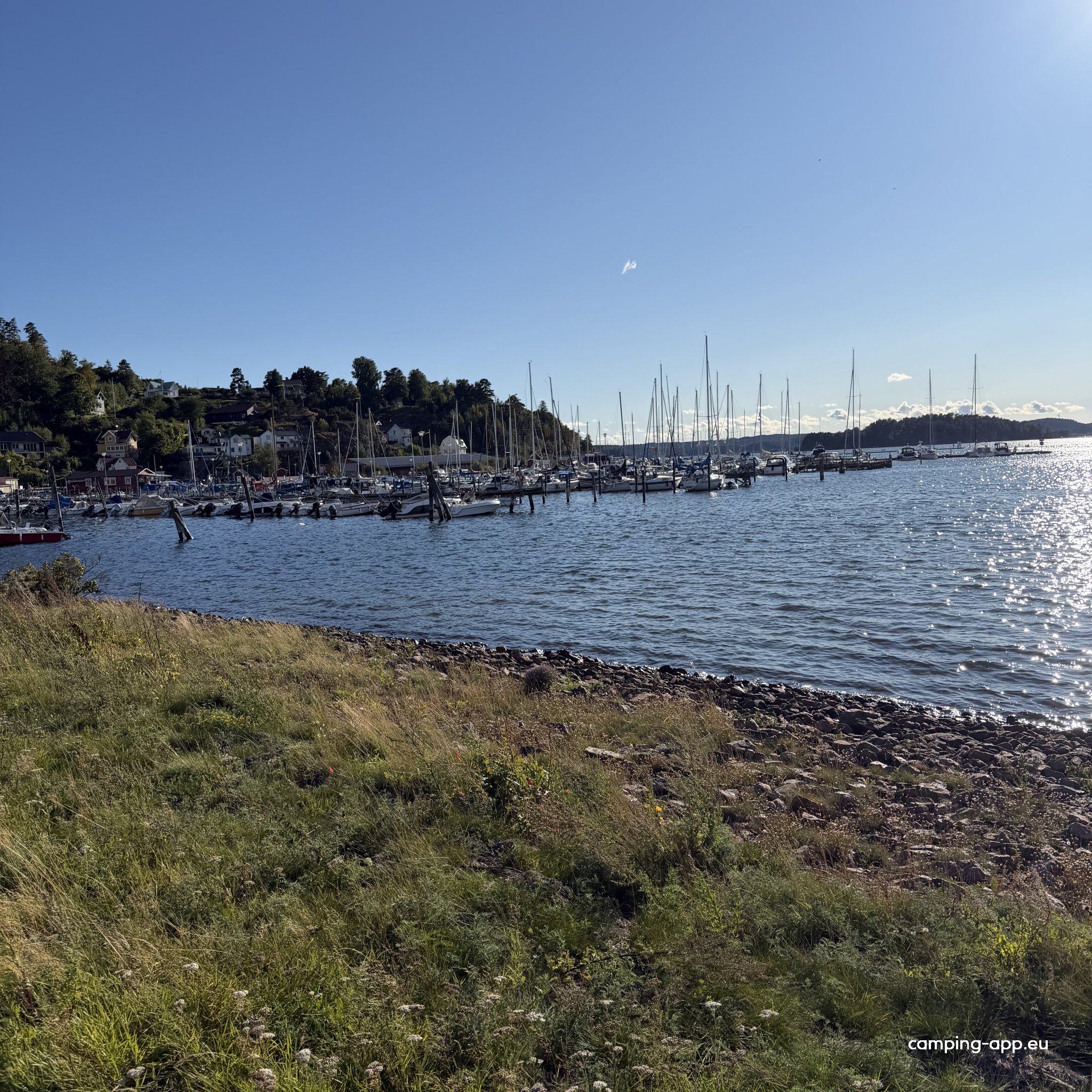 Stellplatz Båthamn Ljungskile — Foto 2