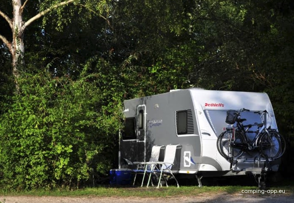 Campix Camping — Camping in Saint-Leu-d'Esserent
