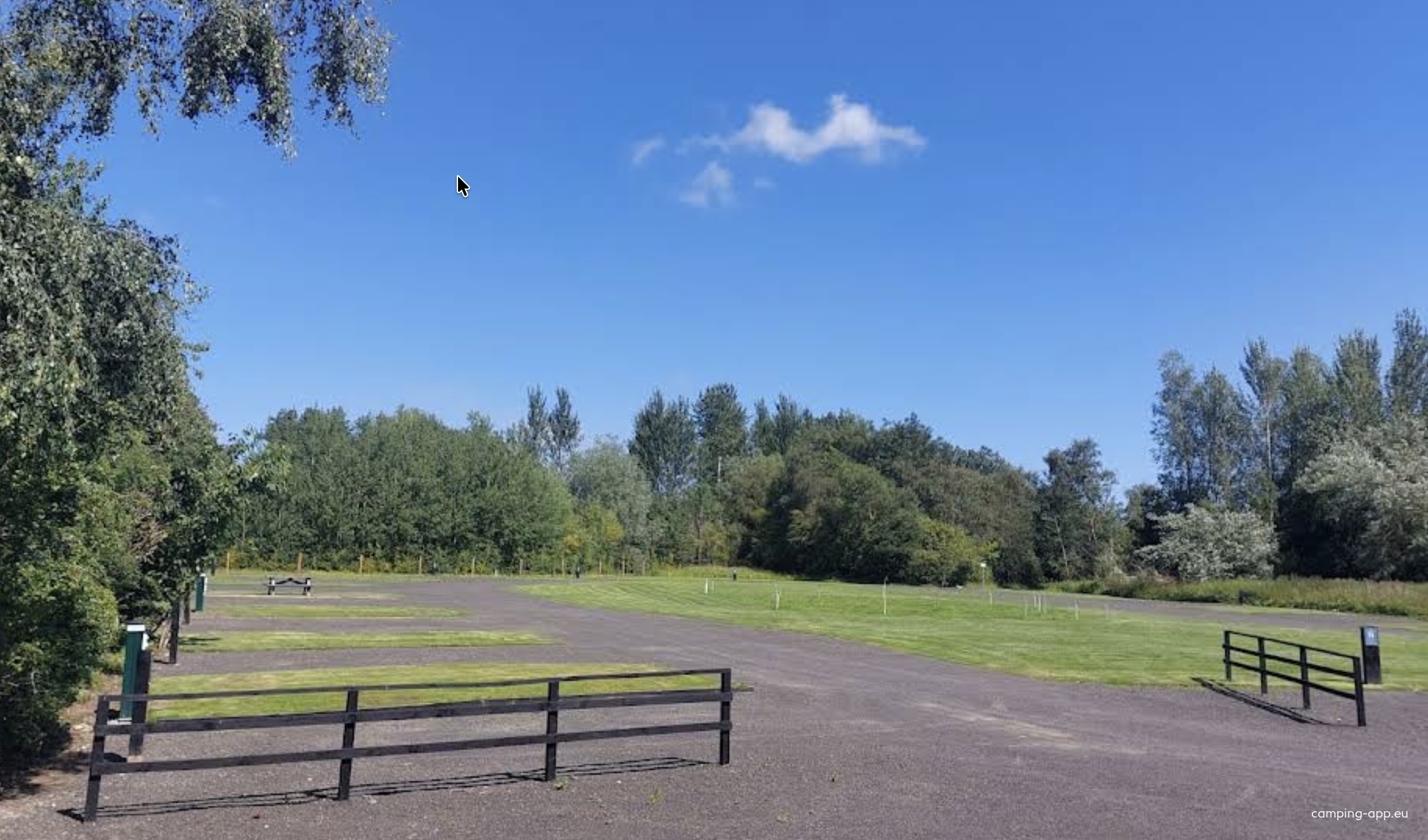 Lochore Meadows Motorhome Parking — Sítio para autocaravanas in Glencraig