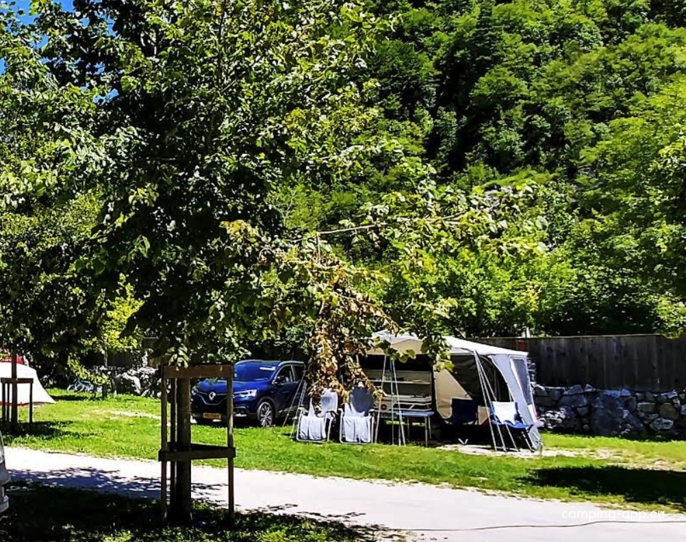 Kamp Lazar — Campingplads in Kobarid