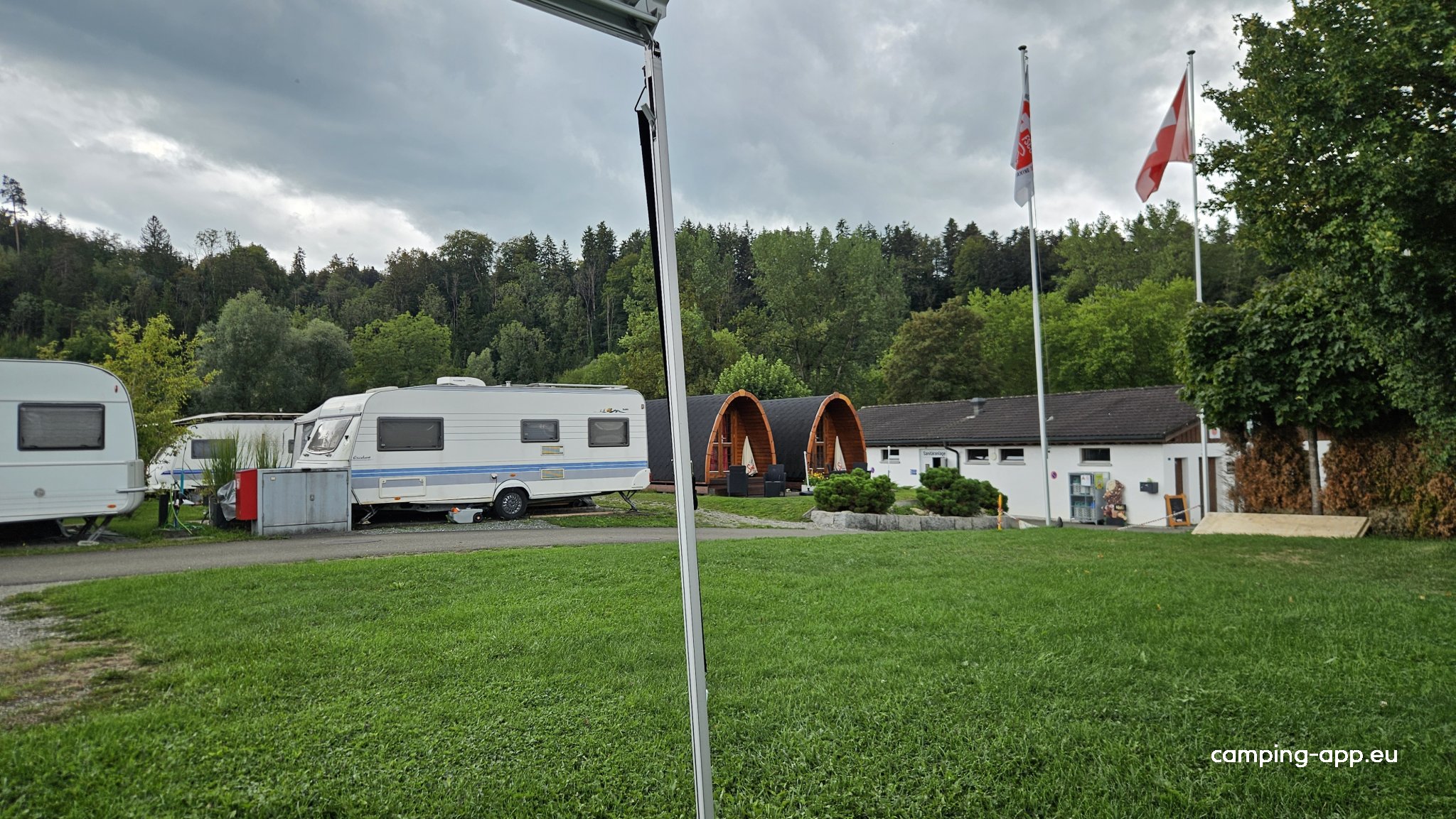 Campingplatz Leutswil — Fotoğraf 2