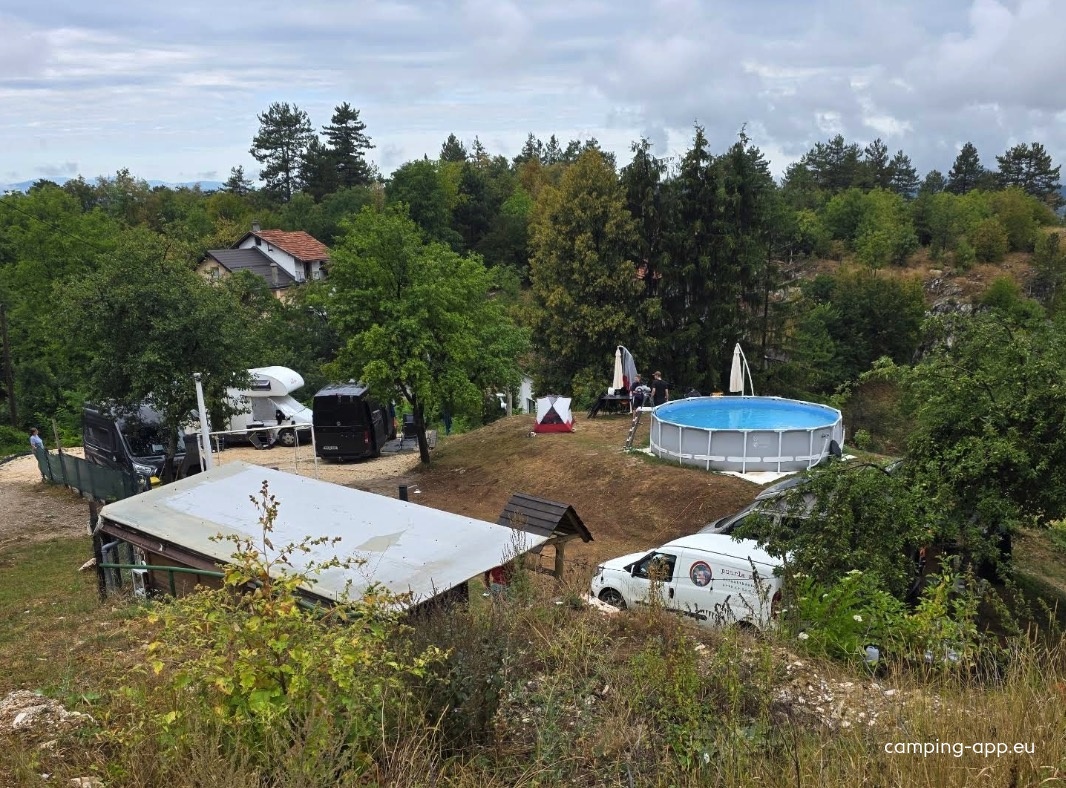 Camp Merjem Trebevic — Stellplatz in Sarajevo
