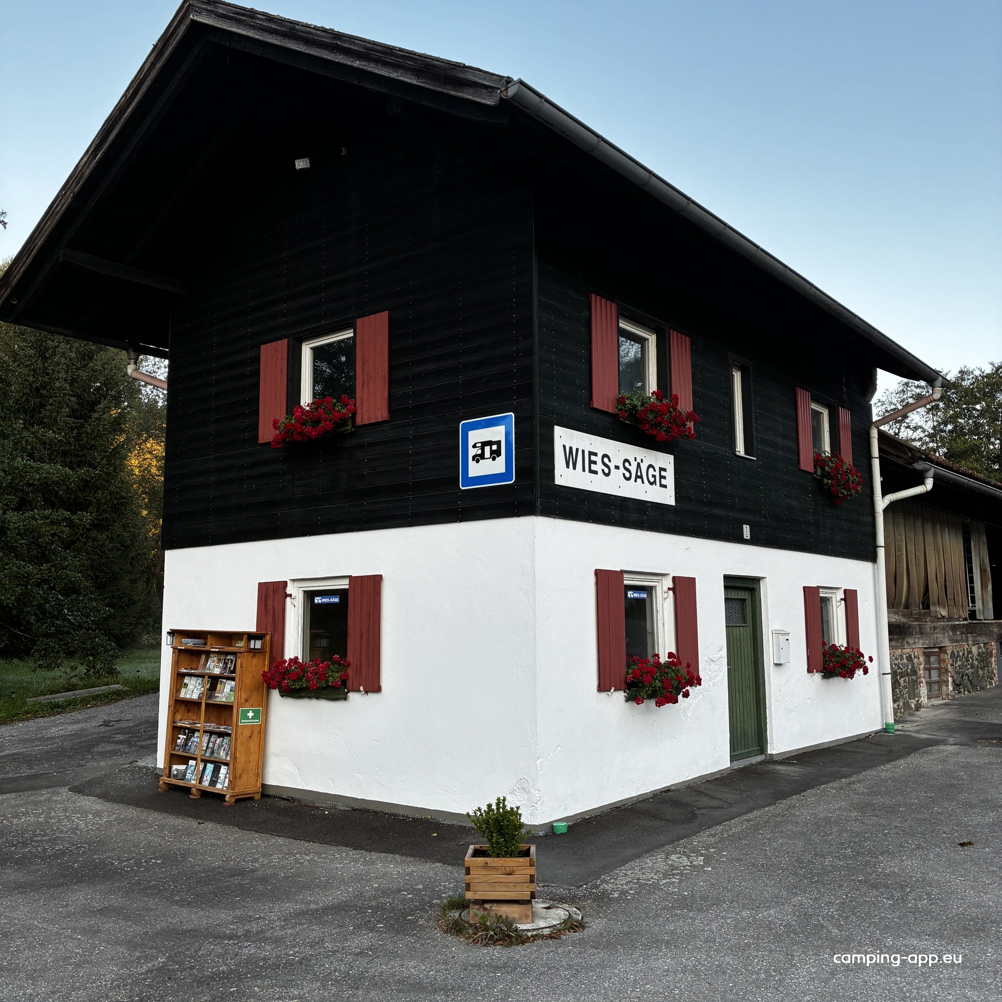 Wohnmobilstellplatz Wies-Säge — Foto 3