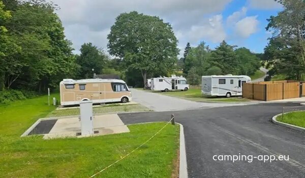 Stellplatz Guerlédan (Côtes d'Armor) — Foto 3