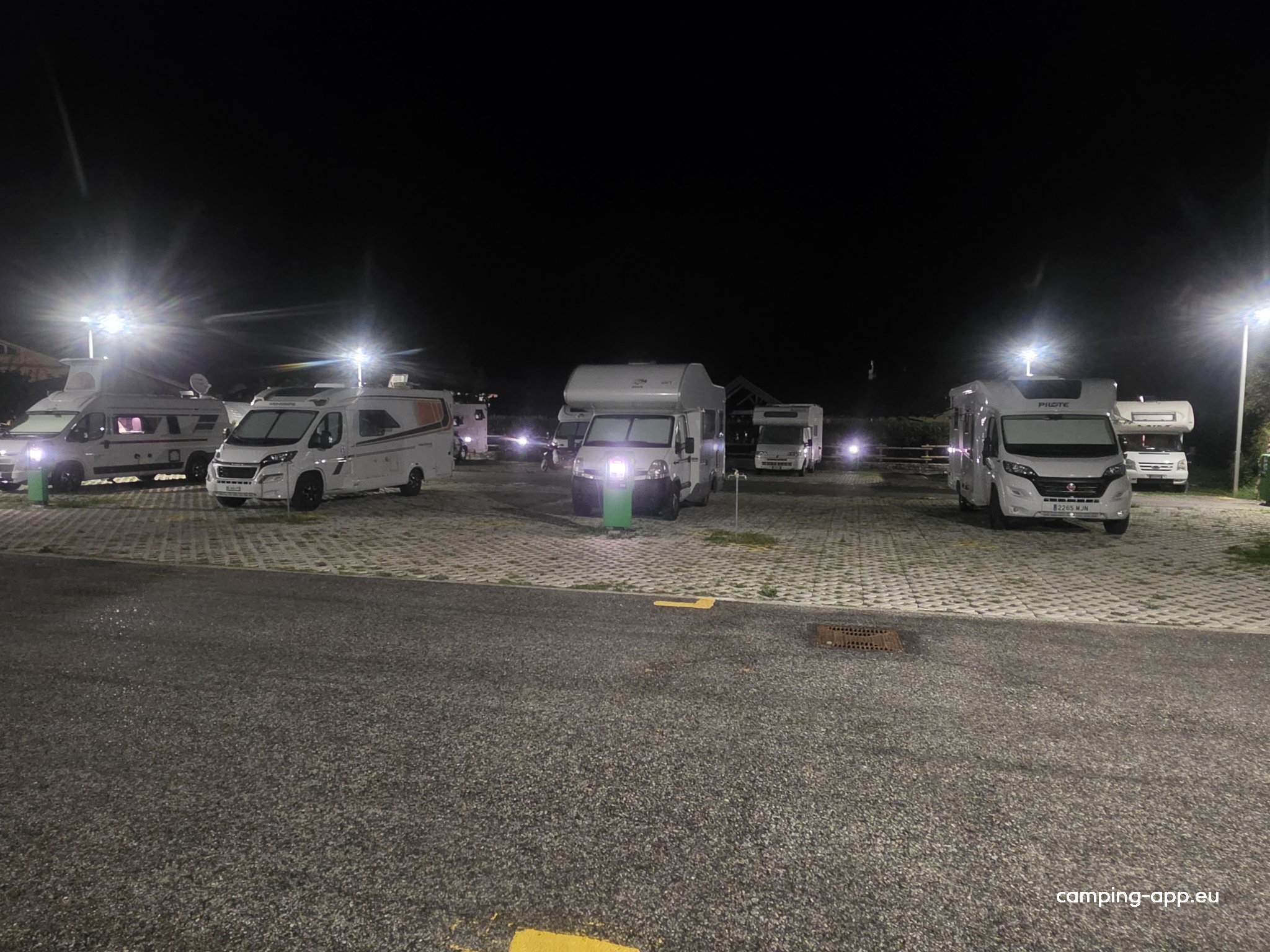 Area sosta camper Le Raffòr — Aire camping car in Hône