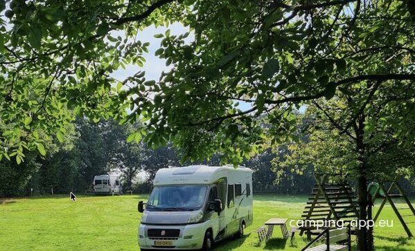 Camping Ossa basecamp
