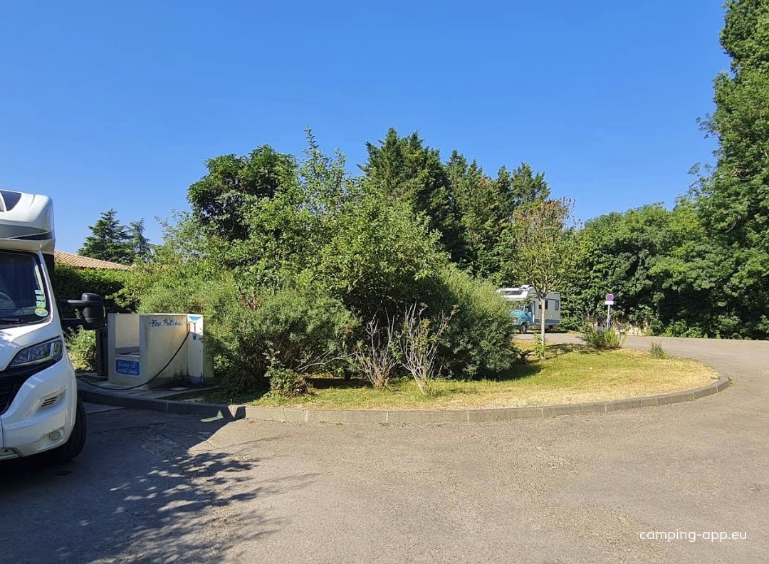 Stellplatz Échiré — Camperplaats in Échiré