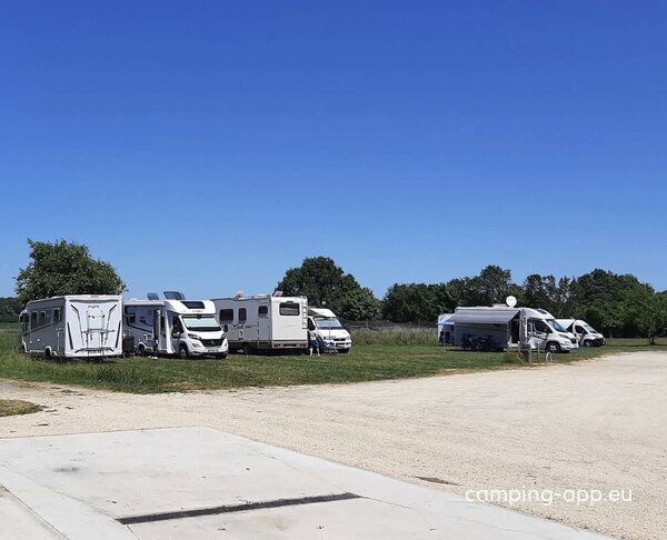 Stellplatz Le Mazeau