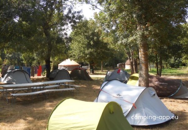  Éco-Camping, Embarcadère Et Centre De Découverte Nature — Foto 2